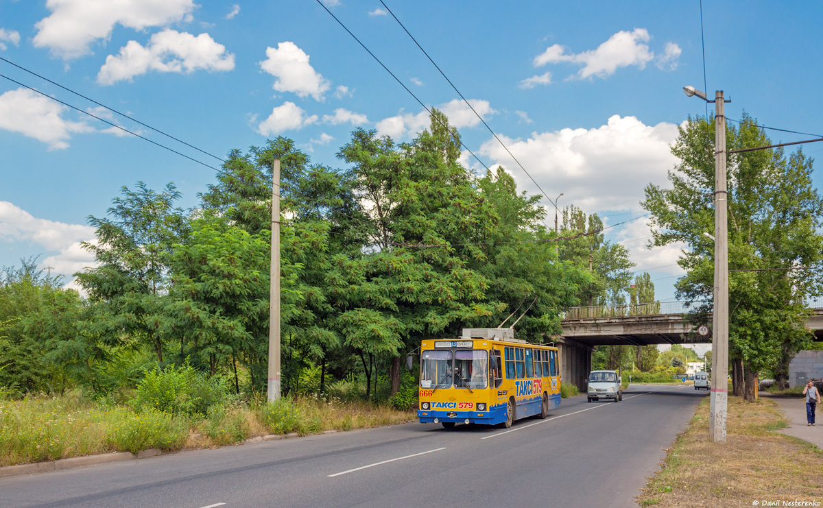 Кривой Рог, ЮМЗ Т2 мод. 7 № 666