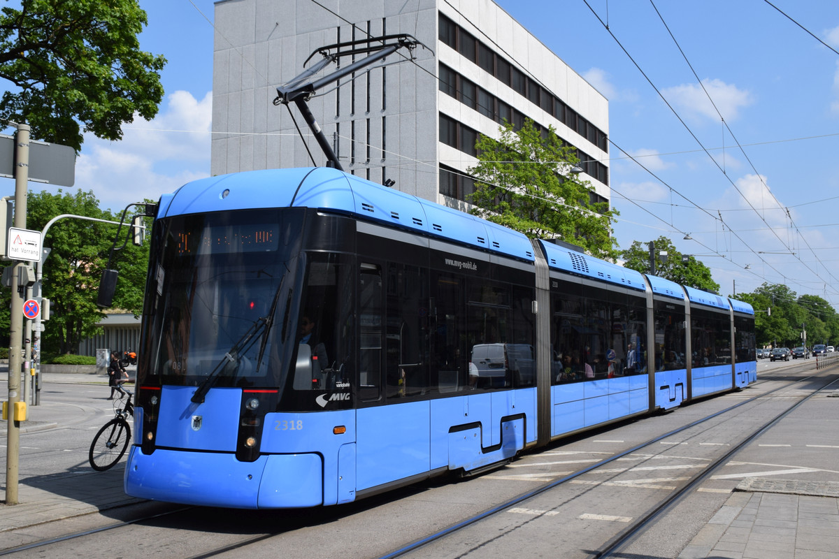 Monachium, Stadler Variobahn S1.5 Nr 2318 Monachium, Stadler Variobahn S1.5 Nr 2318