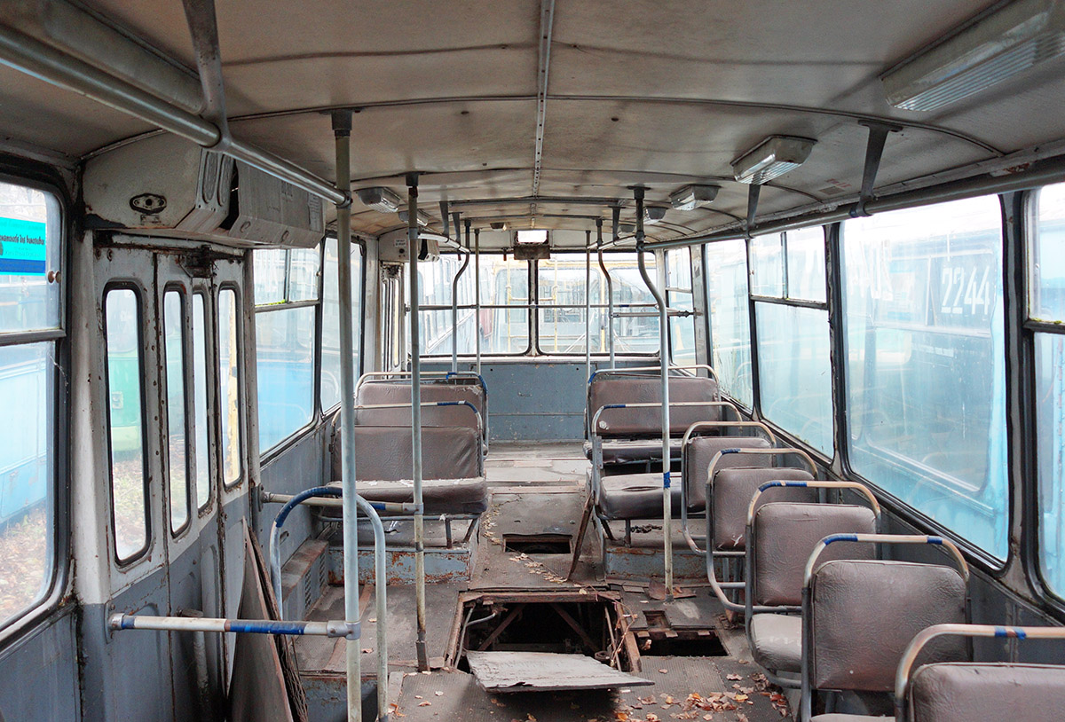 Zsitomir, ZiU-682G [G00] — 2044