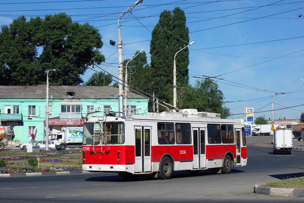 Саратов, ЗиУ-682Г-016.02 № 2256