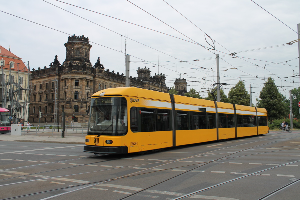 Дрезден, SachsenTram NGT 6 DD № 2529