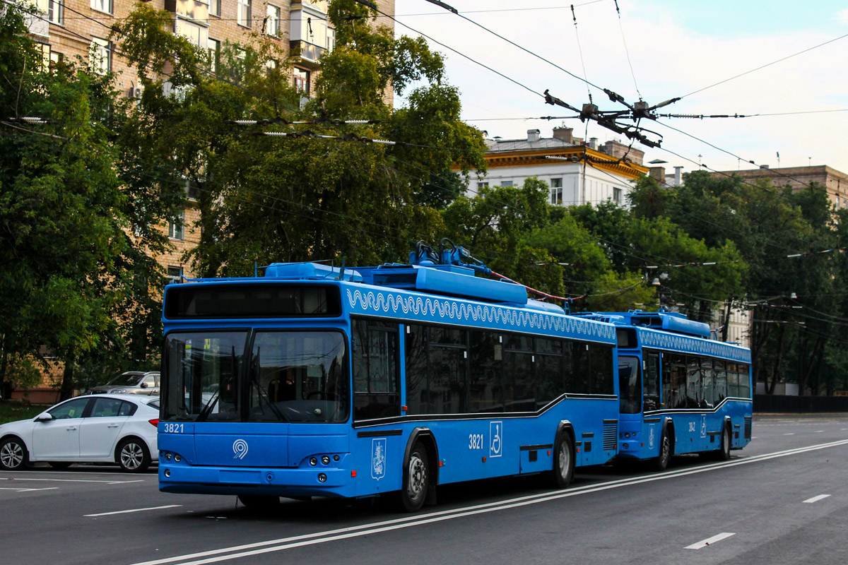 Москва, СВАРЗ-МАЗ-6235.00 № 3821