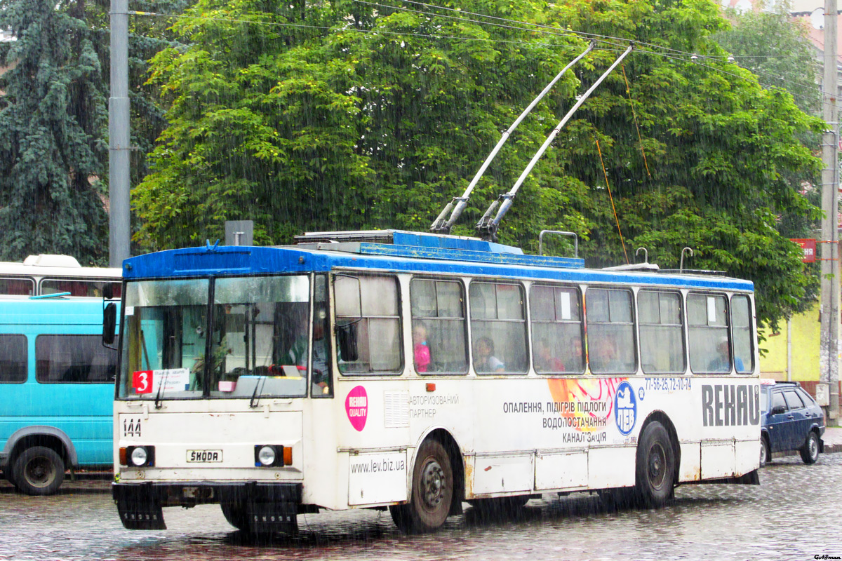 Ивано-Франковск, Škoda 14Tr02/6 № 144