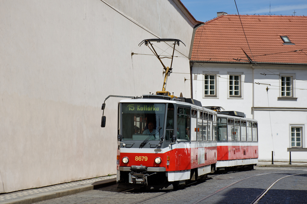 Прага, Tatra T6A5 № 8679