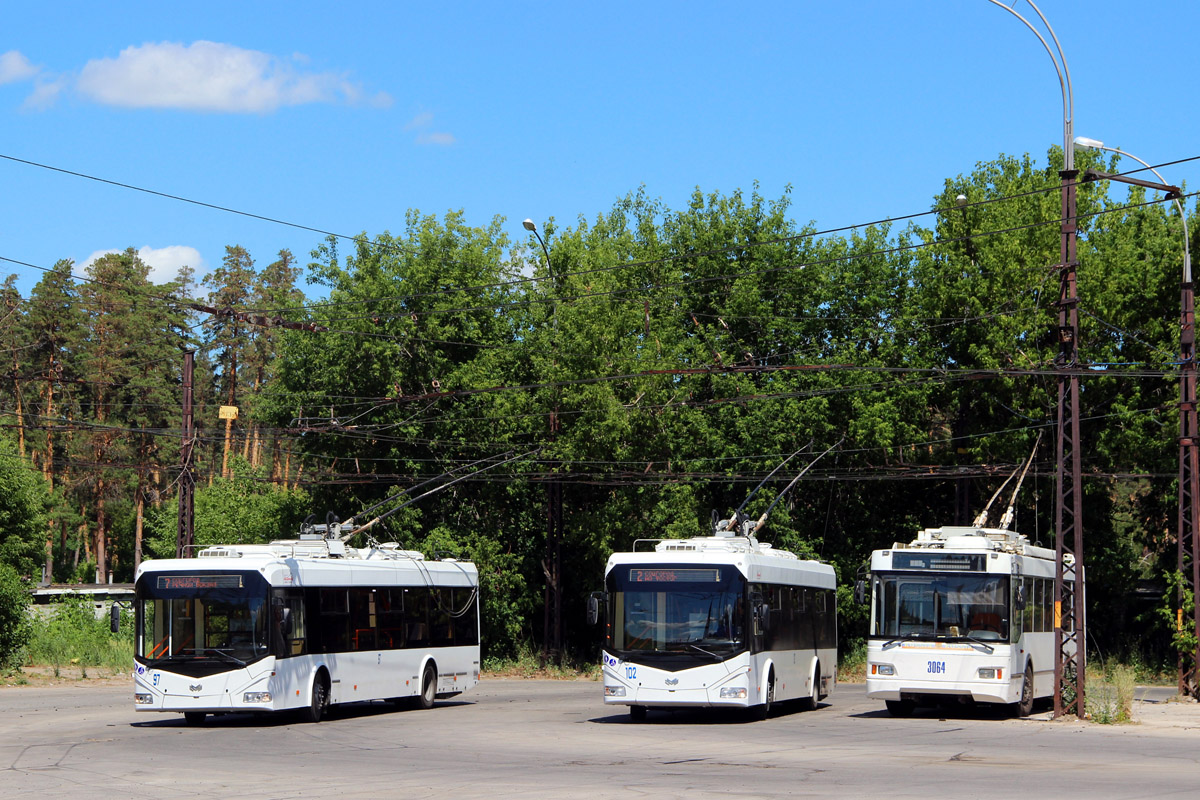 Тольятти, БКМ 321 № 97; Тольятти, БКМ 321 № 102; Тольятти, Тролза-5275.03 «Оптима» № 3064
