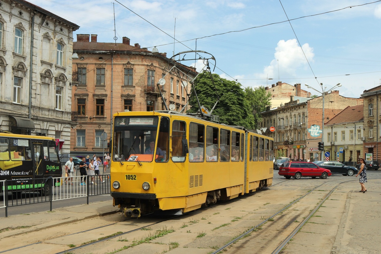 Львов, Tatra KT4SU № 1052