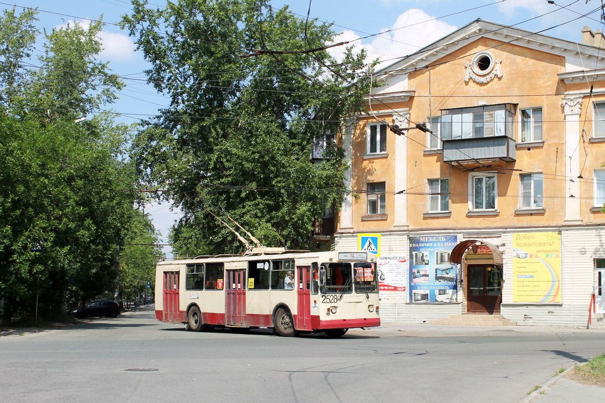 Челябинск, ЗиУ-682Г-012 [Г0А] № 2528