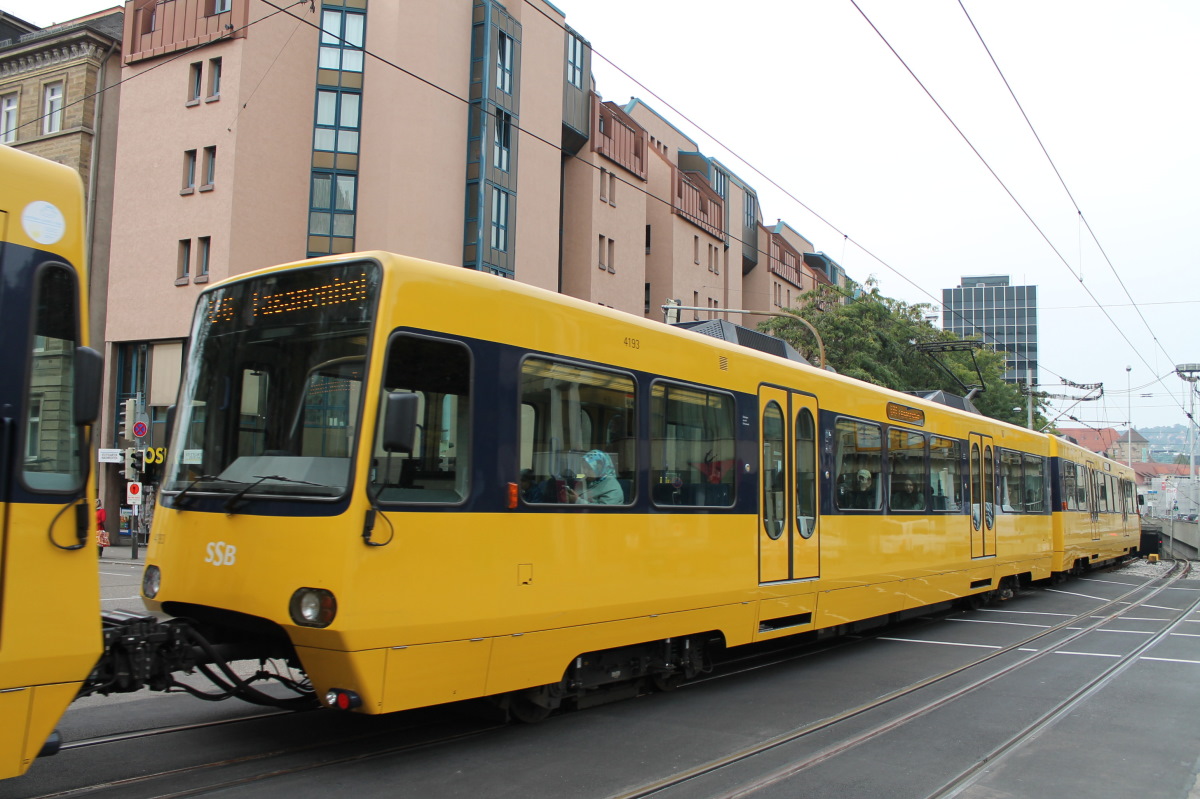 Stuttgart, Duewag DT8.S č. 4193 Stuttgart, Duewag DT8.S č. 4193