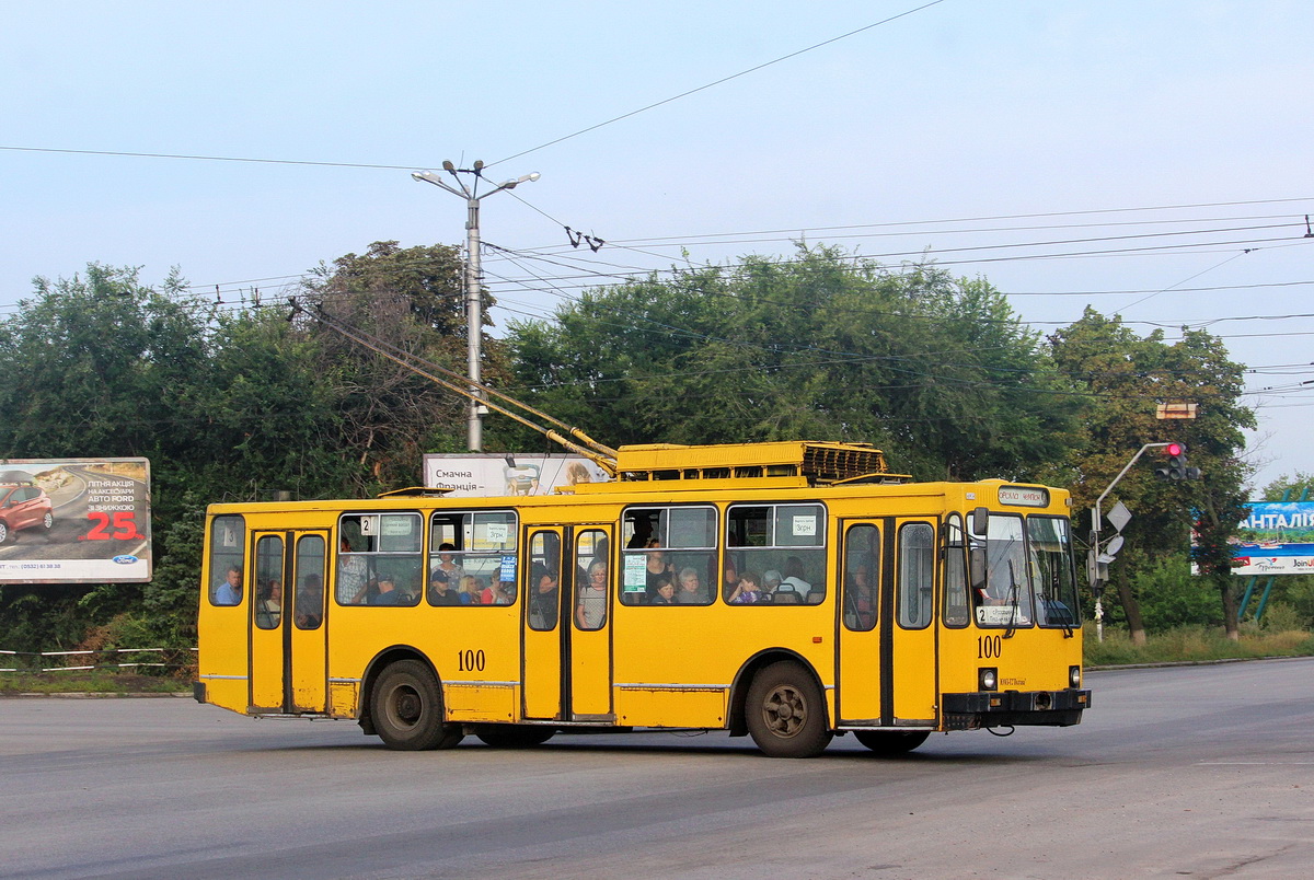Полтава, ЮМЗ Т2 № 100