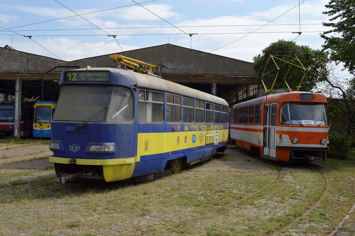 Кошице, Tatra T3MOD № 359; Кошице, Tatra T3SU (двухдверная) № 100