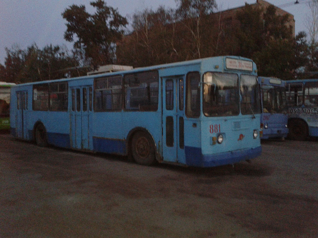 Харьков, ЗиУ-682В-013 [В0В] № 881
