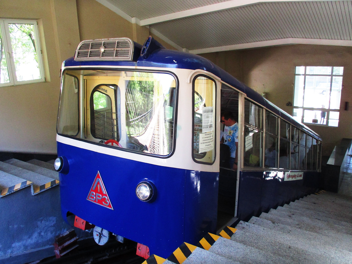 Владивосток, ЛВРЗ-1 № 1