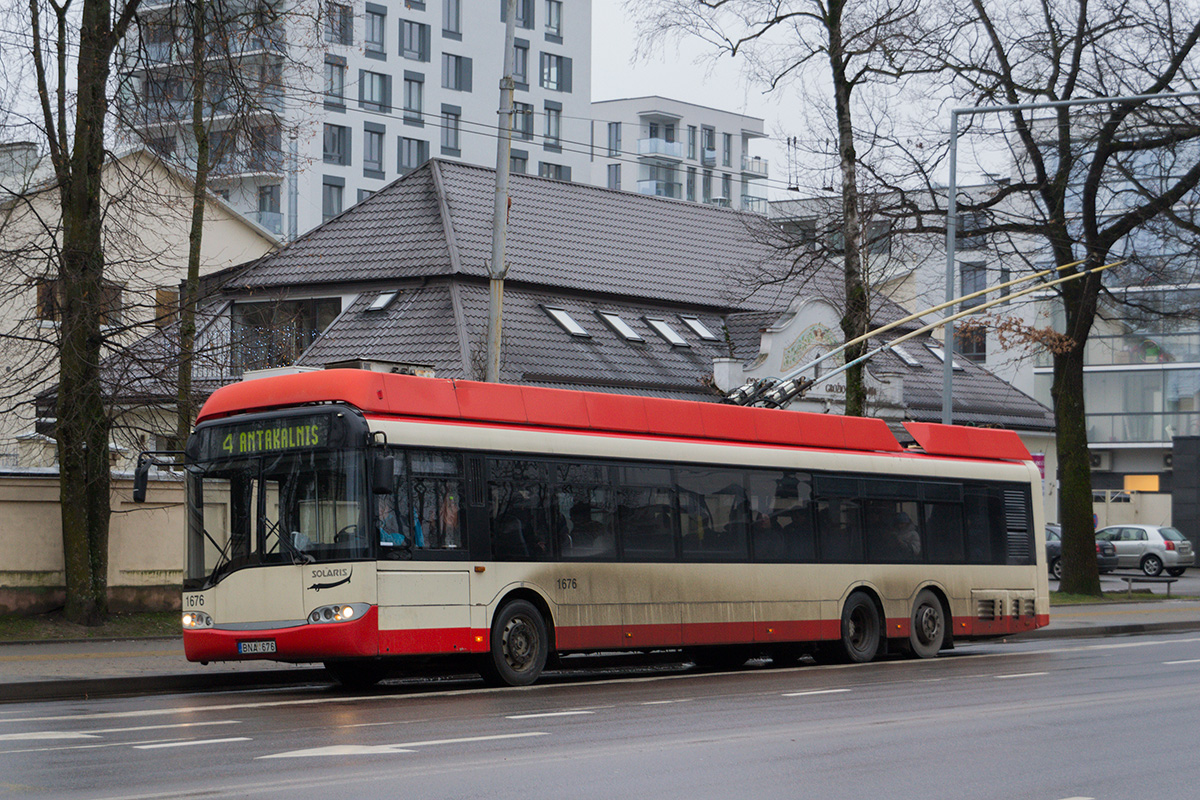 Вильнюс, Solaris Trollino II 15 AC № 1676