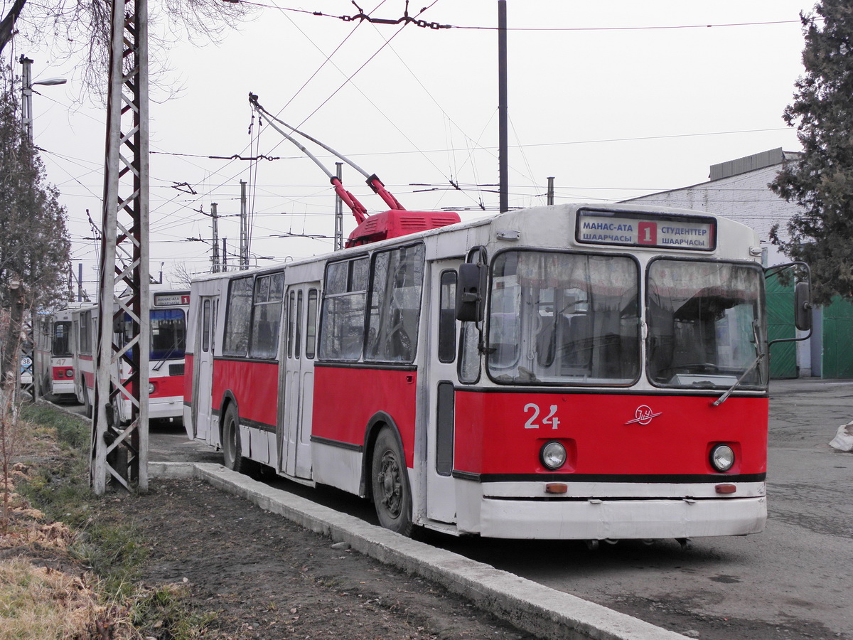 Ош, ЗиУ-682В № 24