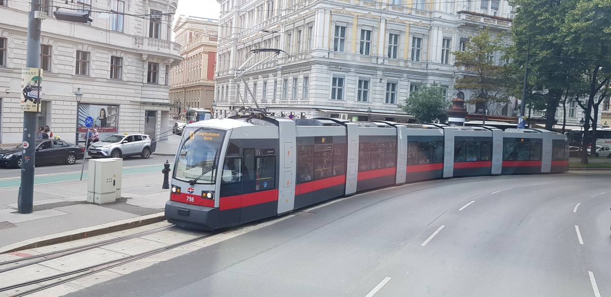 Bécs, Siemens ULF-B1 — 798 Bécs, Siemens ULF-B1 — 798