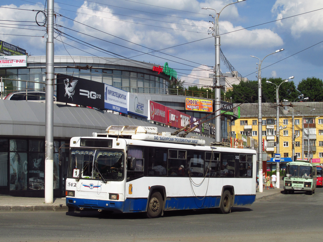 Киров, БТЗ-52764Р № 512