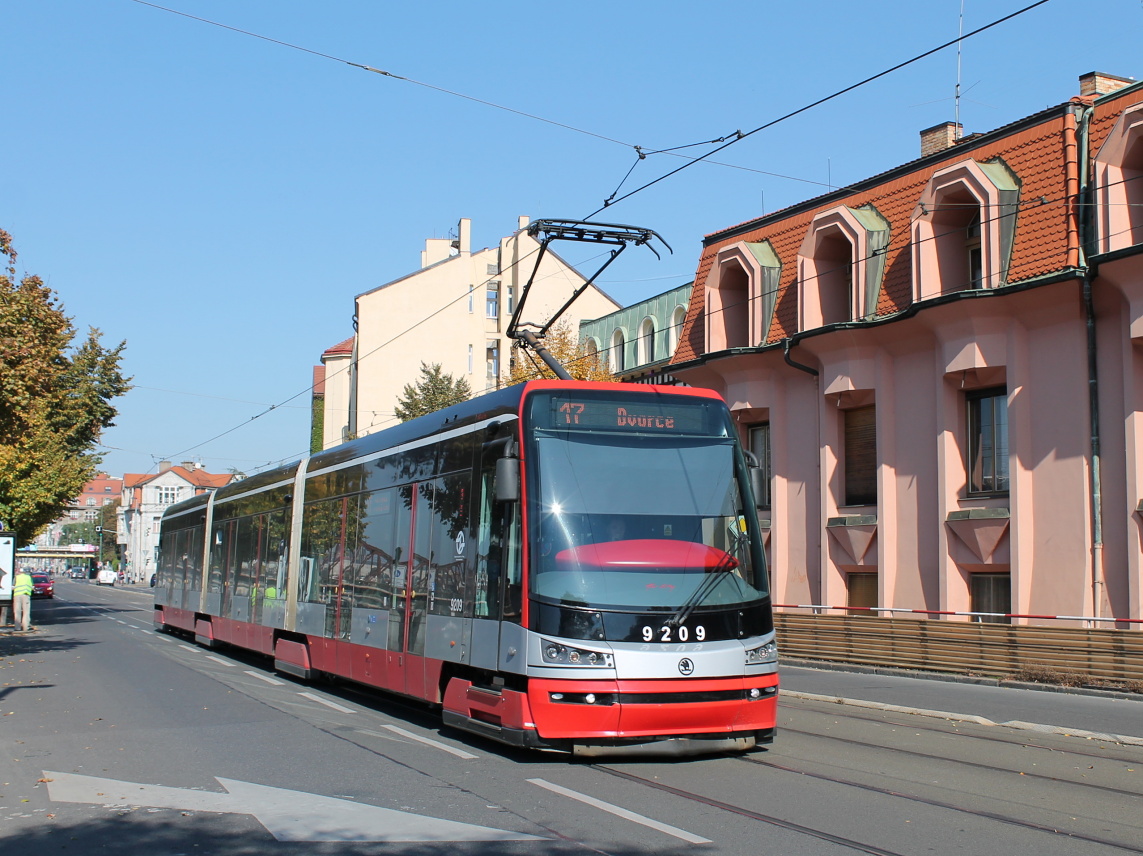Prague, Škoda 15T1 ForCity Alfa Praha № 9209