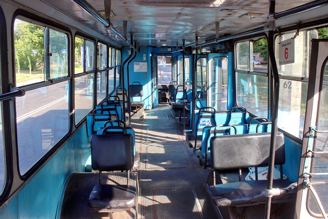 Кременчуг, ЮМЗ Т2 № 184