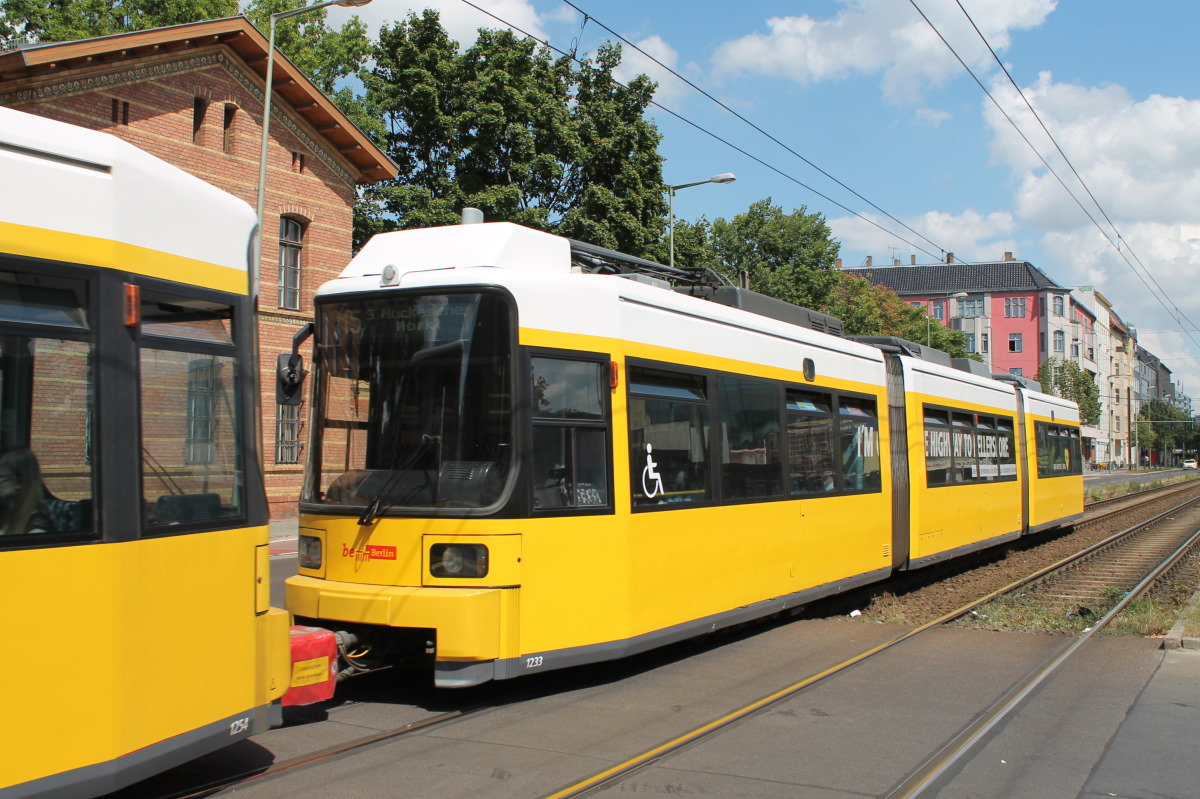 Берлин, BVG GTNO № 1233