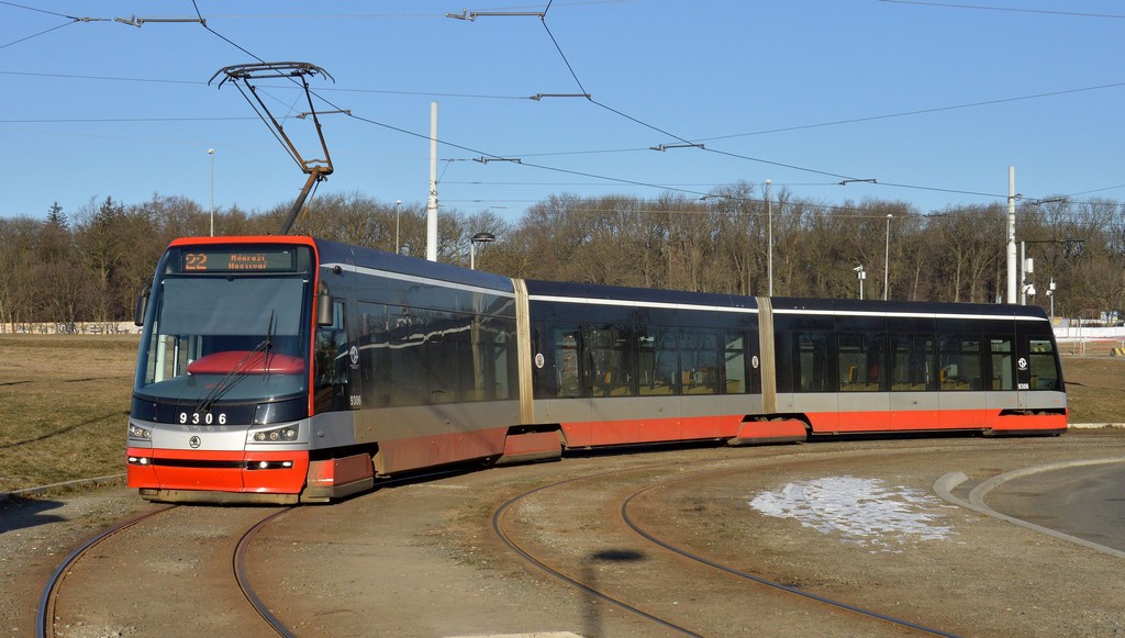 Прага, Škoda 15T3 ForCity Alfa Praha № 9306