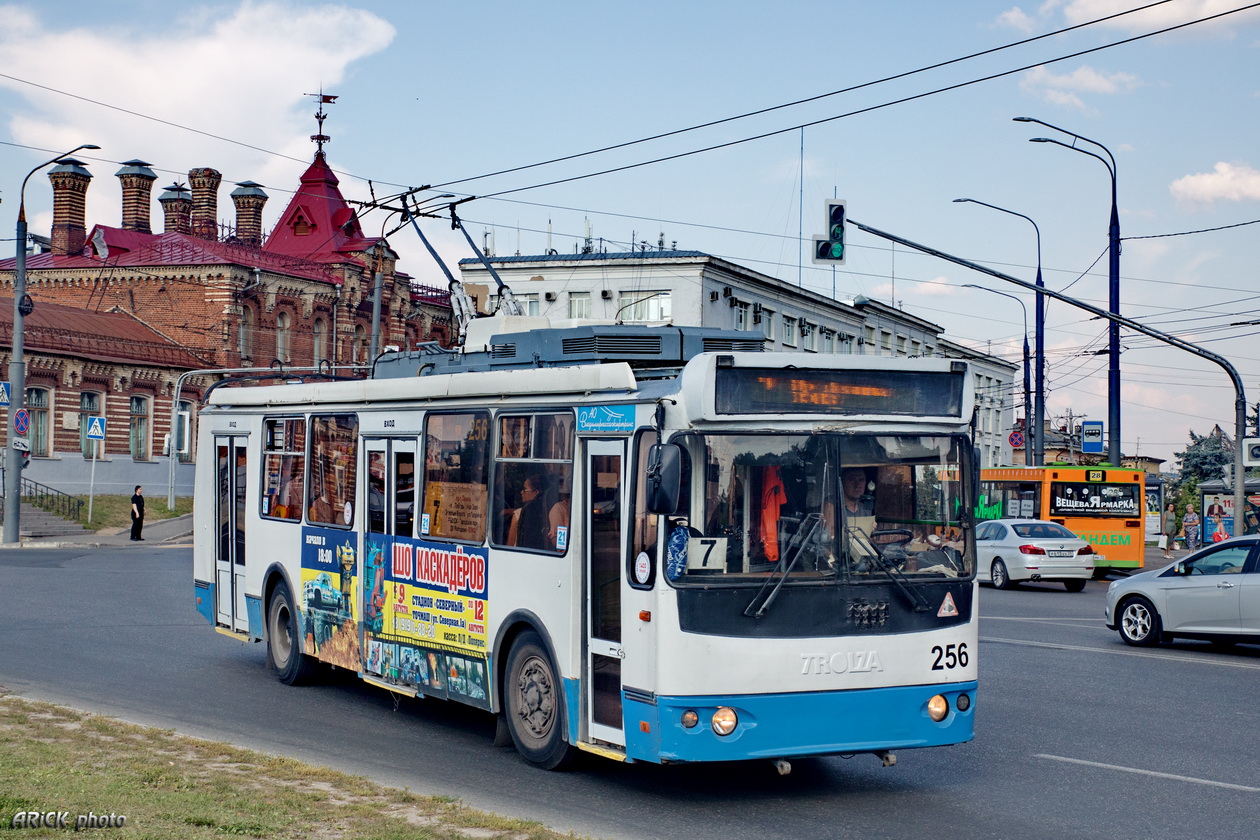 Владимир, ЗиУ-682Г-016.04 № 256