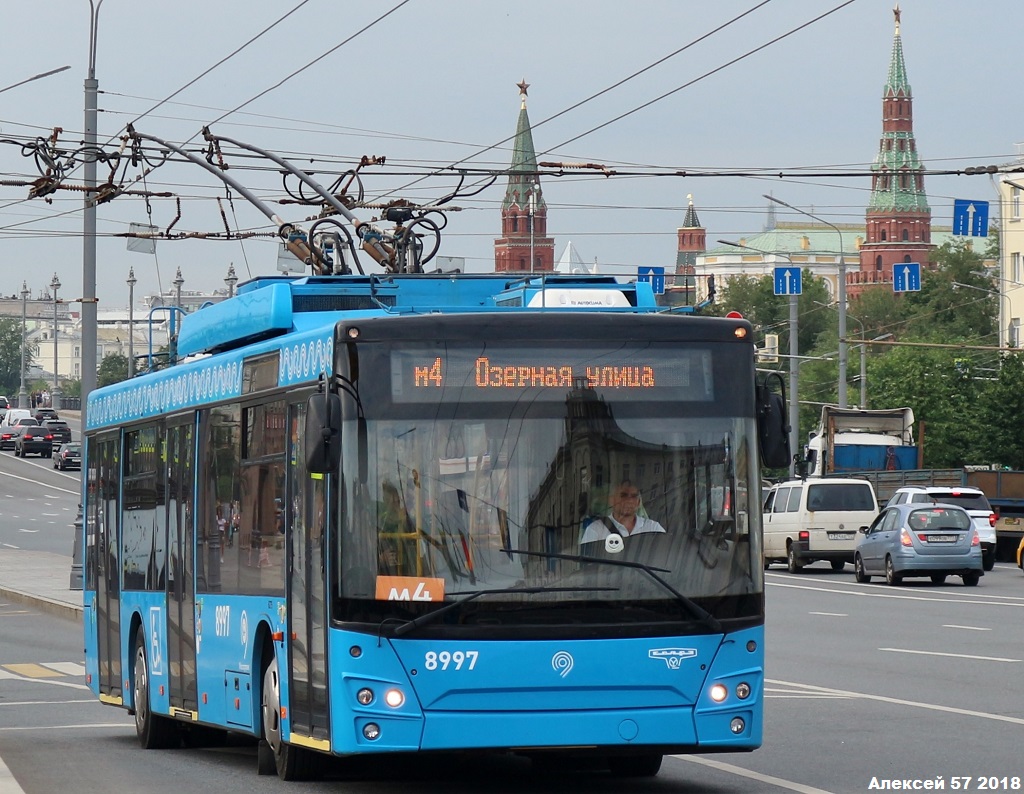 Москва, СВАРЗ-МАЗ-6275 № 8997