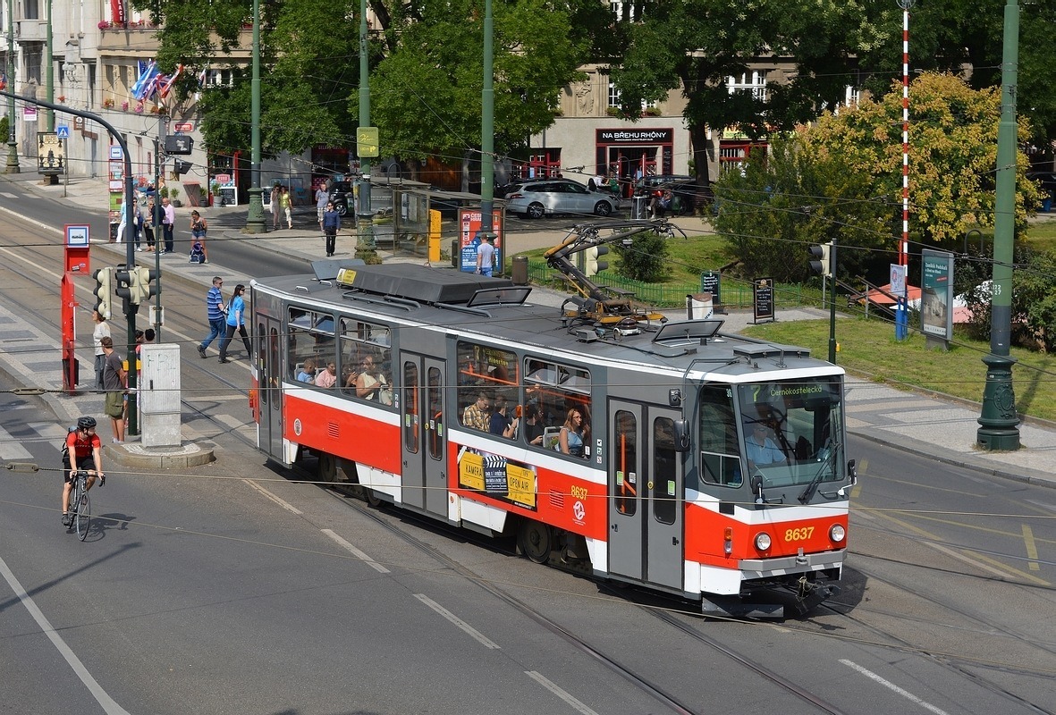 Прага, Tatra T6A5 № 8637