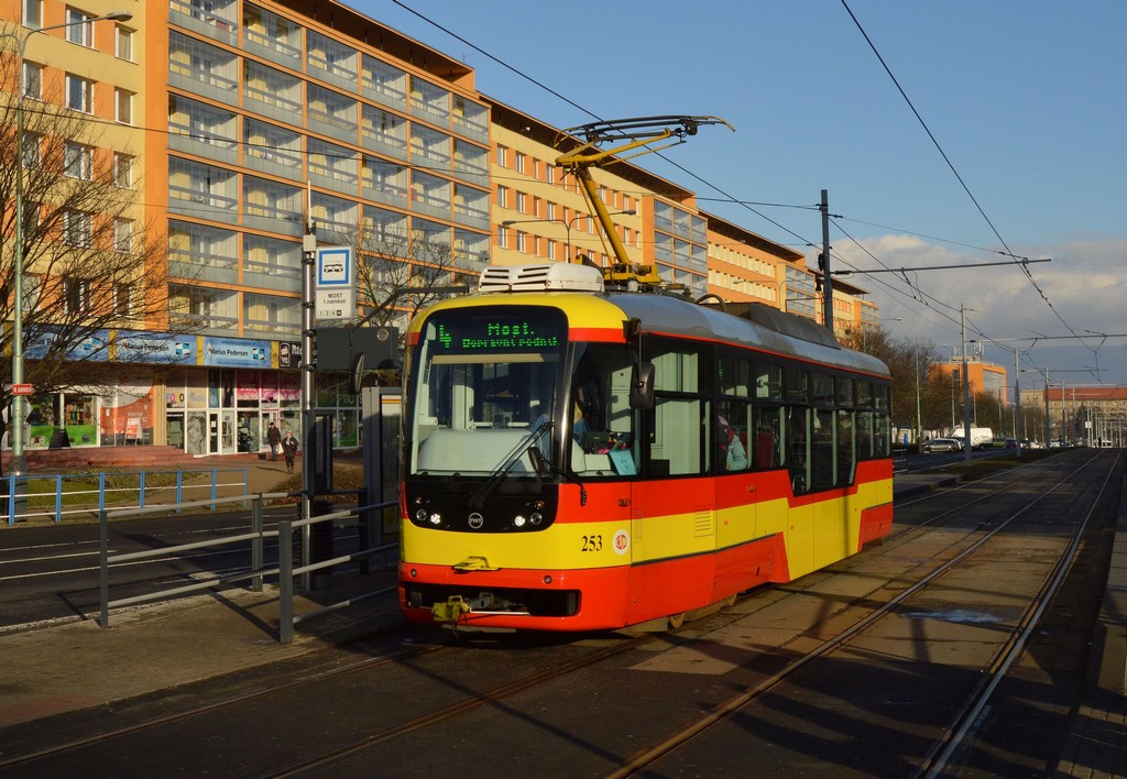 Most ― Litvínov, Vario LFR.S Nr. 253