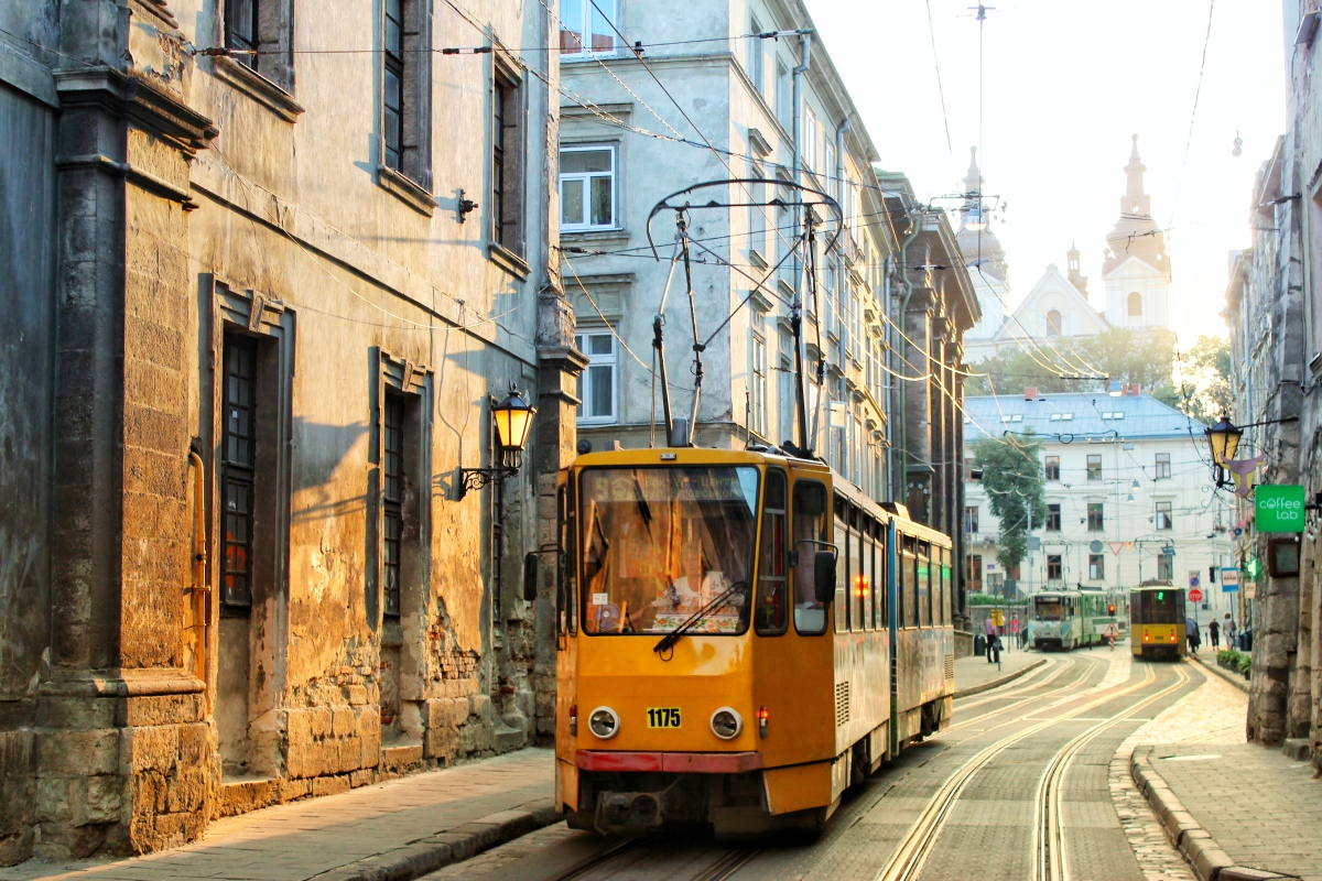 Львов, Tatra KT4D № 1175