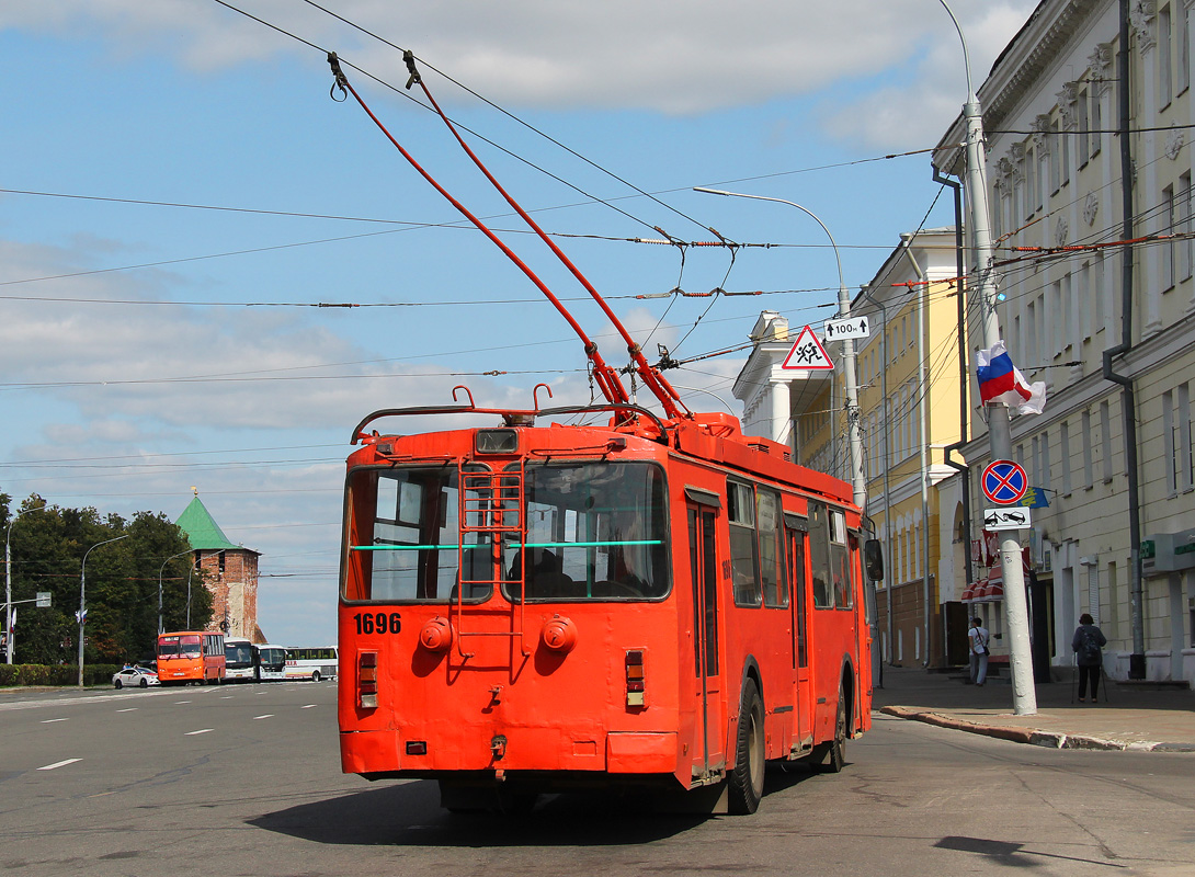 Нижний Новгород, ЗиУ-682Г-016.03 № 1696