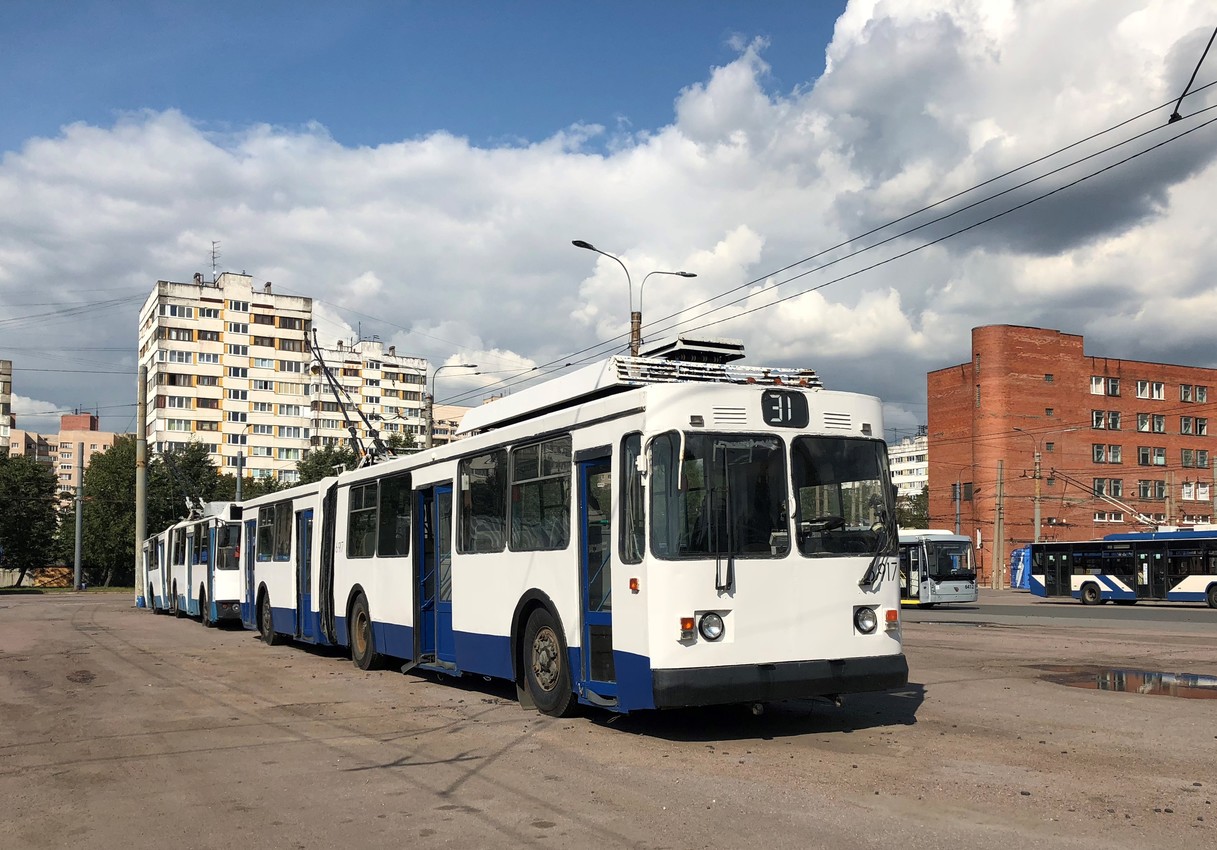Санкт-Петербург, ЗиУ-683БМ1 № 6917