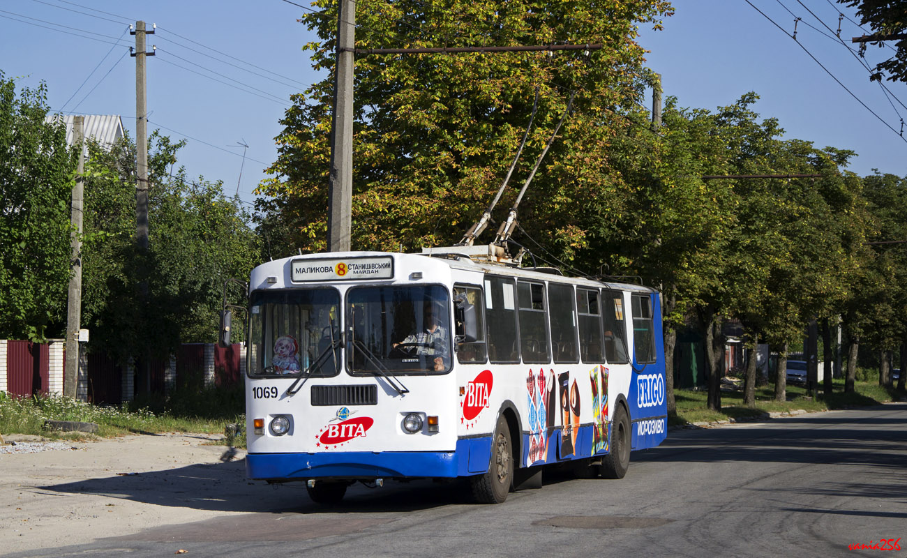 Житомир, ЗиУ-682Г-016 (018) № 1069
