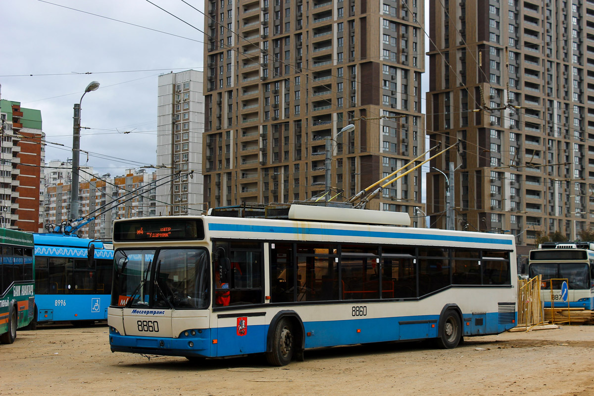 Москва, СВАРЗ-МАЗ-6235.00 № 8860