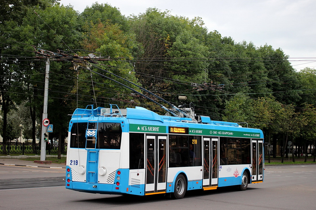 Вітебськ, БКМ 32100D № 219