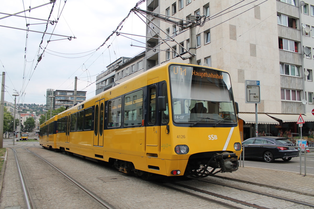Штутгарт, Duewag DT8.S № 4126