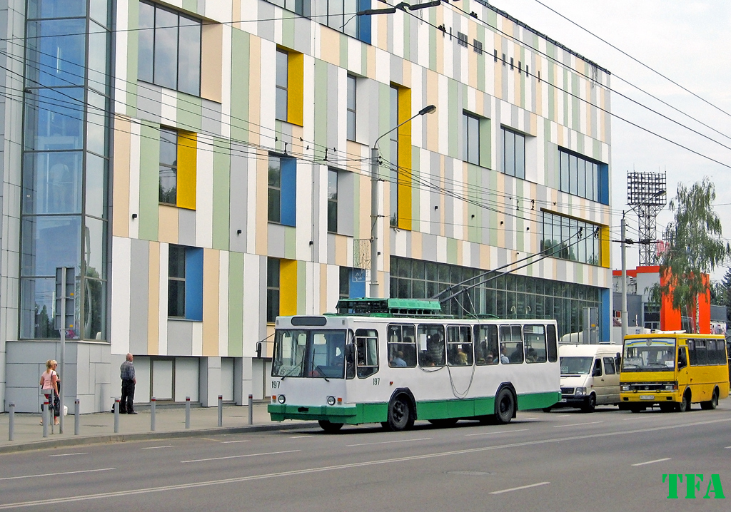 Луцк, ЮМЗ Т2 № 197