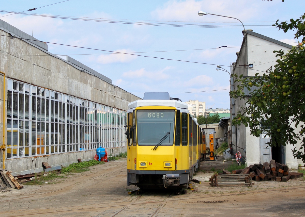 Львов, Tatra KT4DM № 1196