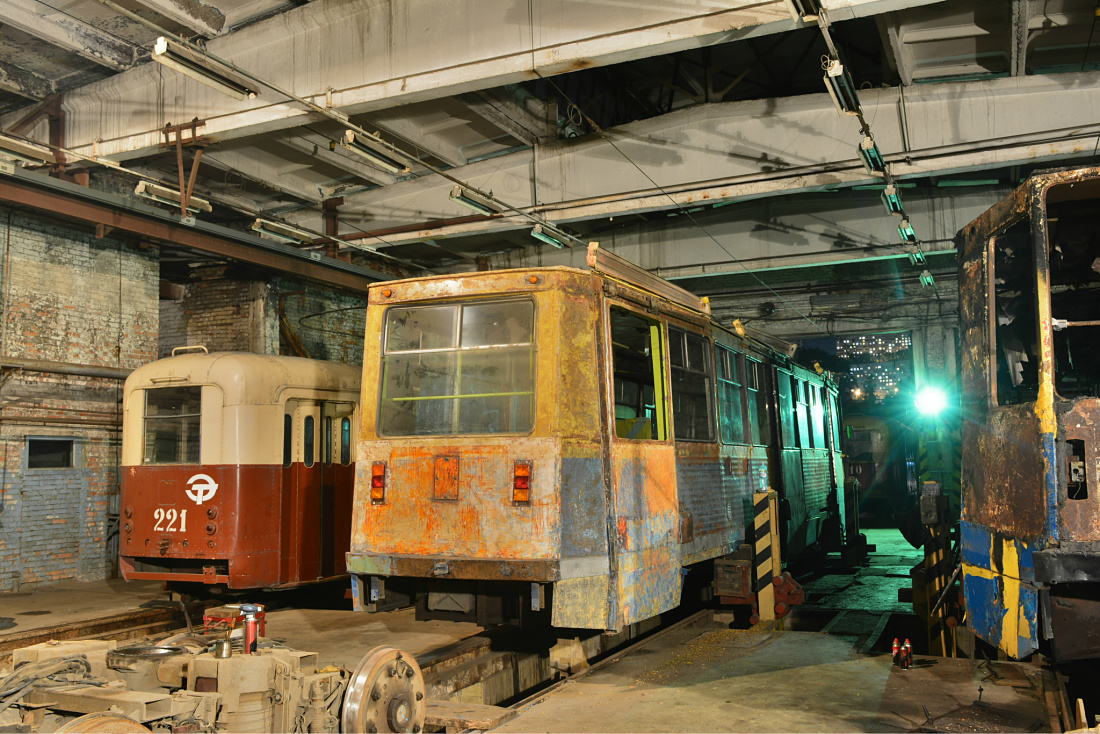 Vladivostok, 71-605A # 280; Vladivostok — Trams' Maintenance and Parts
