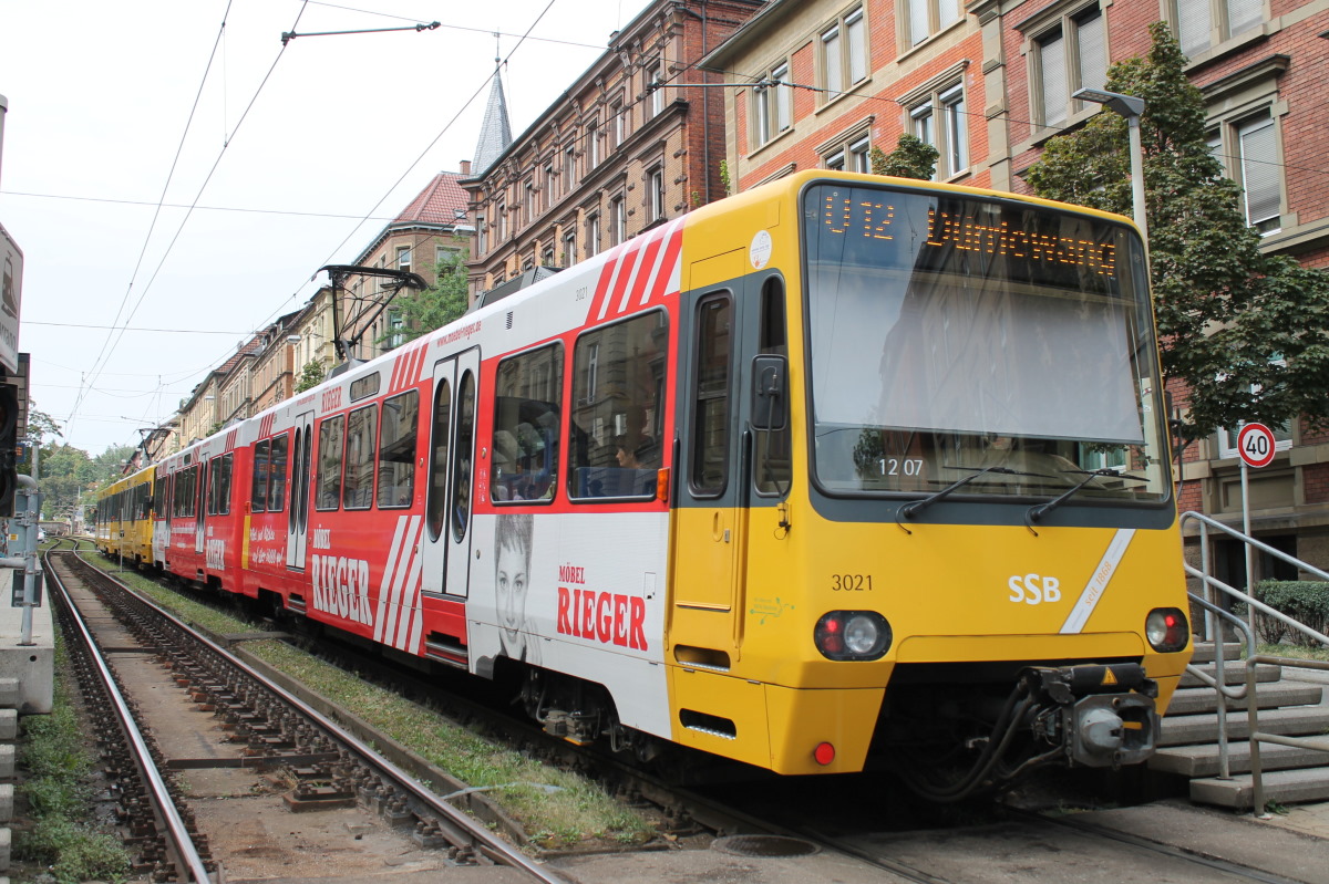 Штутгарт, Duewag DT8.4 № 3021