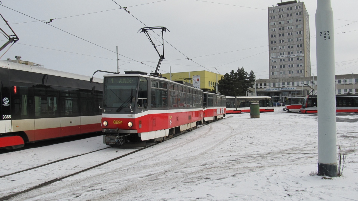 Прага, Tatra T6A5 № 8691