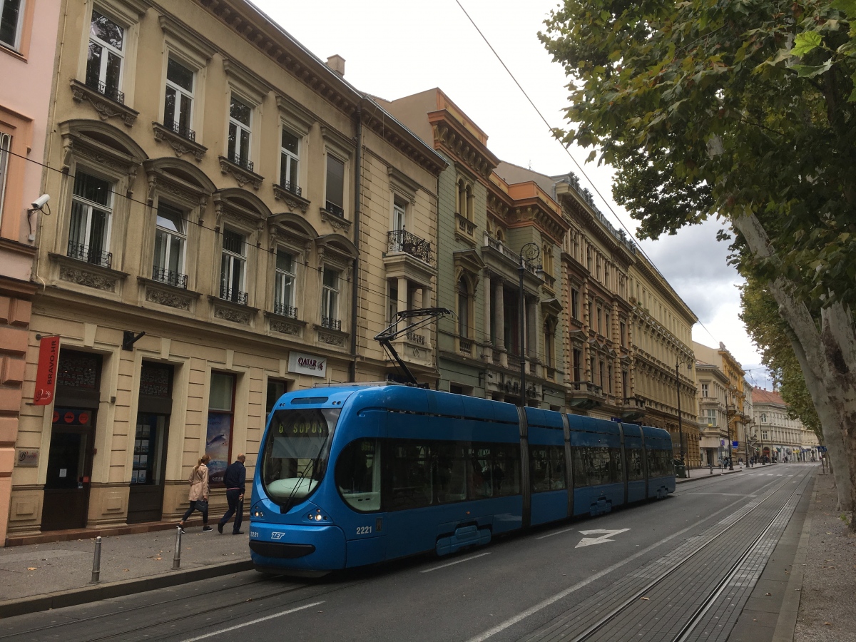 Загреб, Končar TMK 2200 № 2221 Загреб, Končar TMK 2200 № 2221