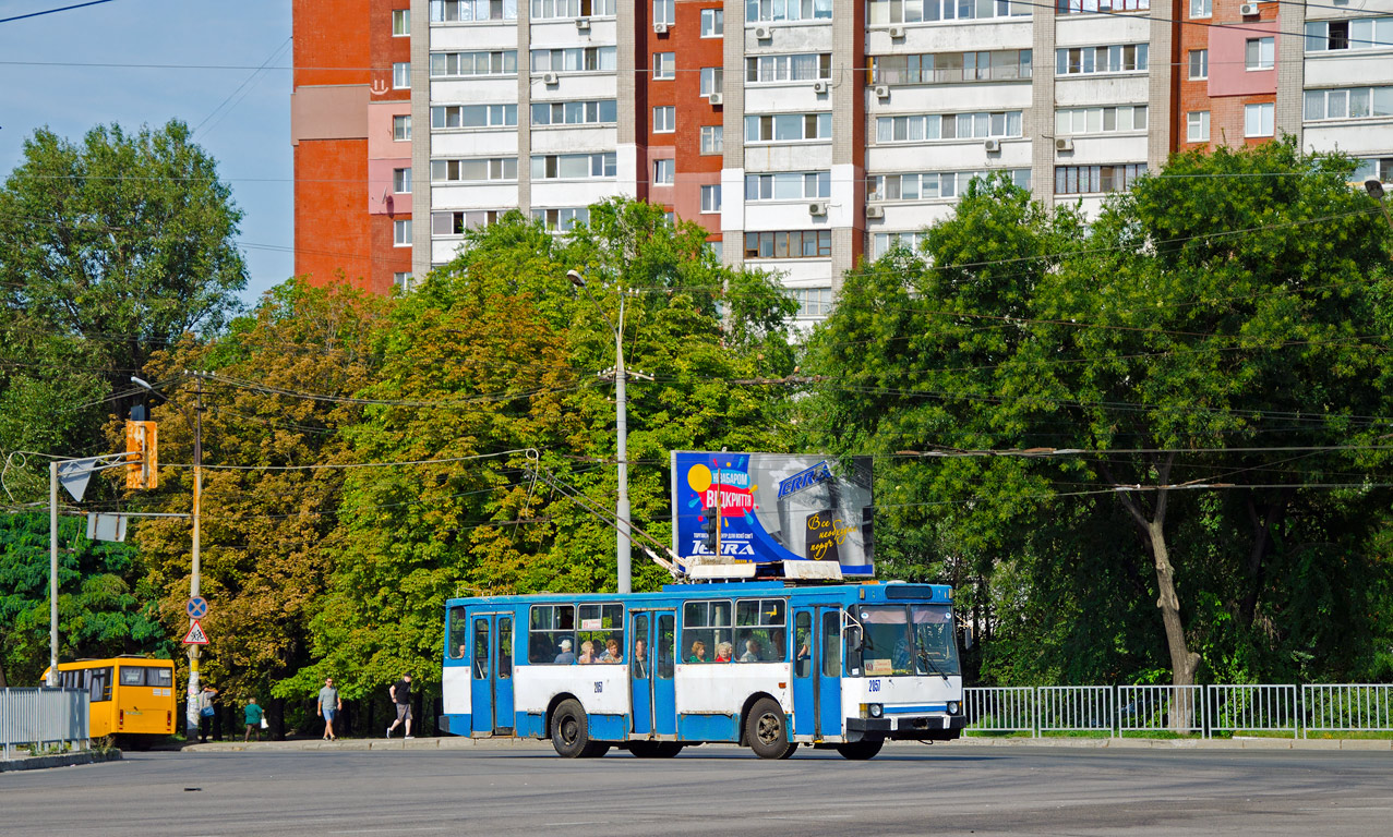 Dnipro, YMZ T1R (Т2P) № 2057