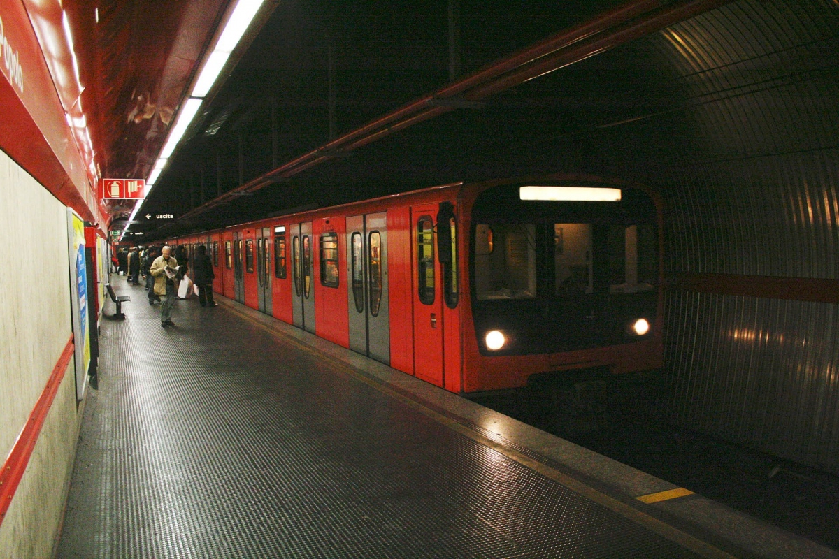 Roma, AnsaldoBreda HRV Nr. MA213; Roma — Metropolitain — Line A
