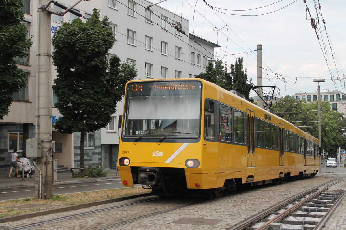 Штутгарт, Duewag DT8.4 № 3057