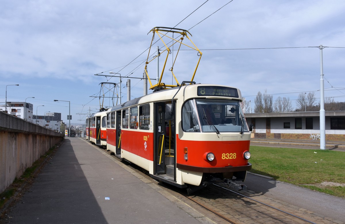 Прага, Tatra T3R.P № 8328