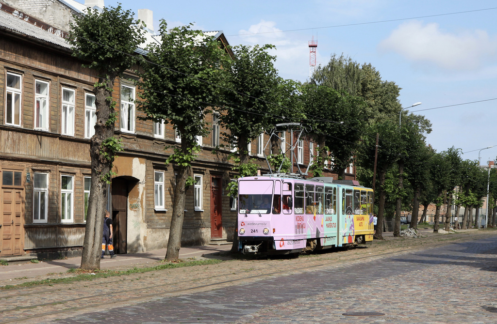 Лиепая, Tatra KT4D № 241