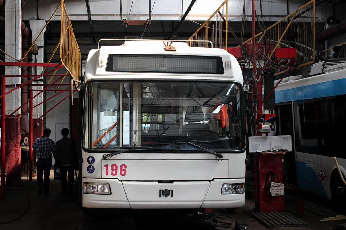 Витебск, БКМ 321 № 196