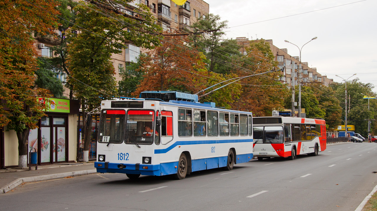 Мариуполь, ЮМЗ Т2 № 1812