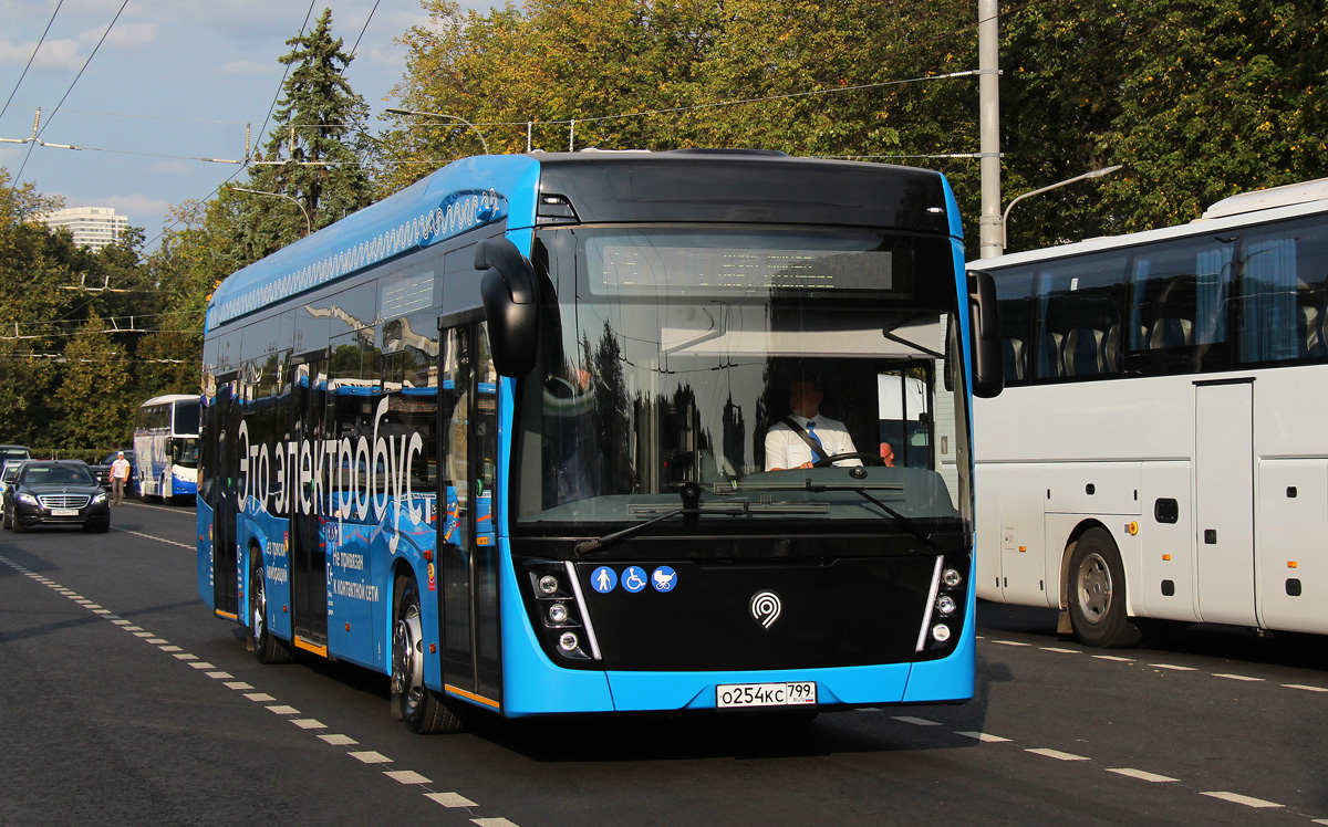 Москва, КАМАЗ-6282 № 430101