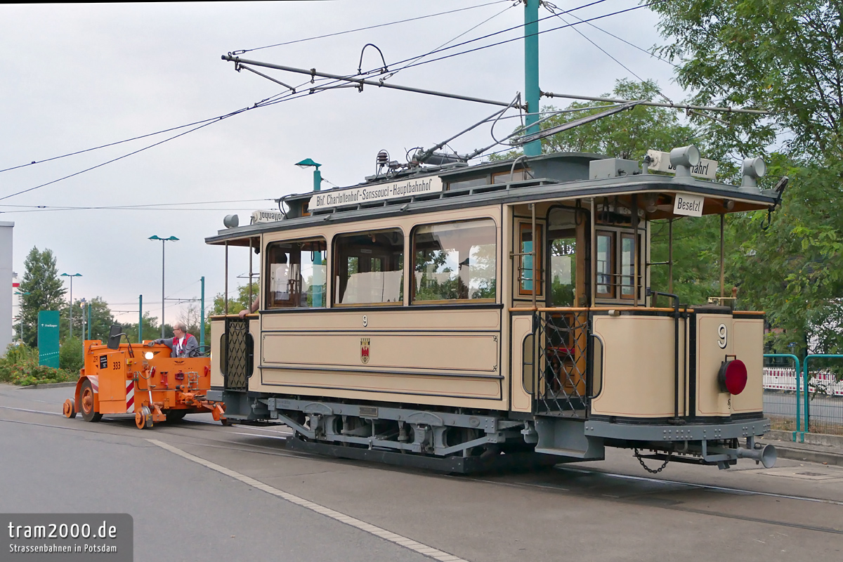 Потсдам, Windhoff Tele-Trac ZRW 15 AEM № 333; Потсдам, Двухосный моторный Lindner № 9